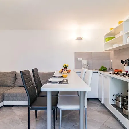 Apartman Nela