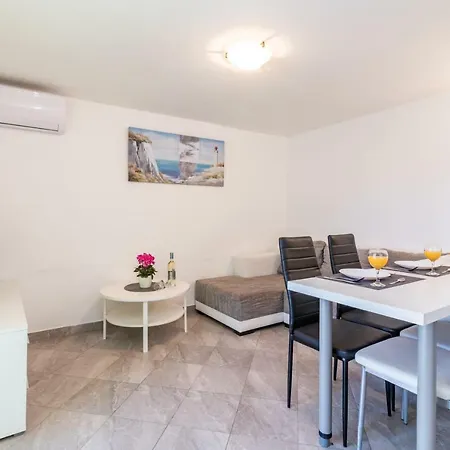Apartment Apartman Nela